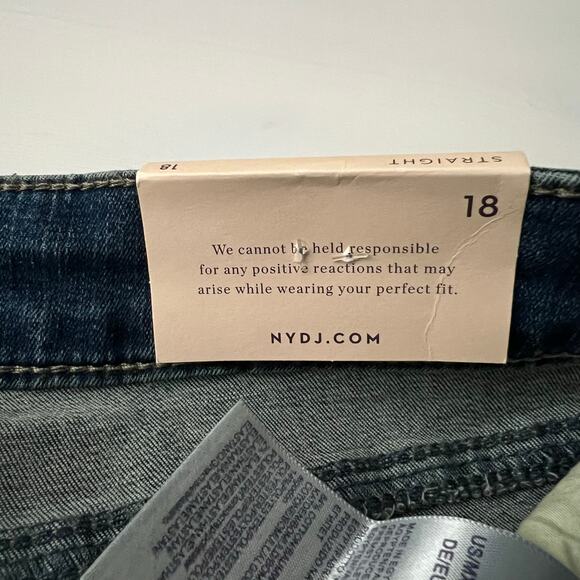 NYDJ Marilyn Straight Lift & Tuck Blue Denim Jeans | Women's Size 18 (NWT) - Picture 4 of 12
